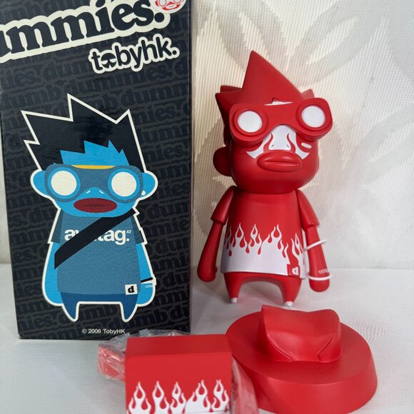 Tobyhk 2006 Kaching Dumb Dummies Red Ver Vinyl Toy - Picture 1 of 16